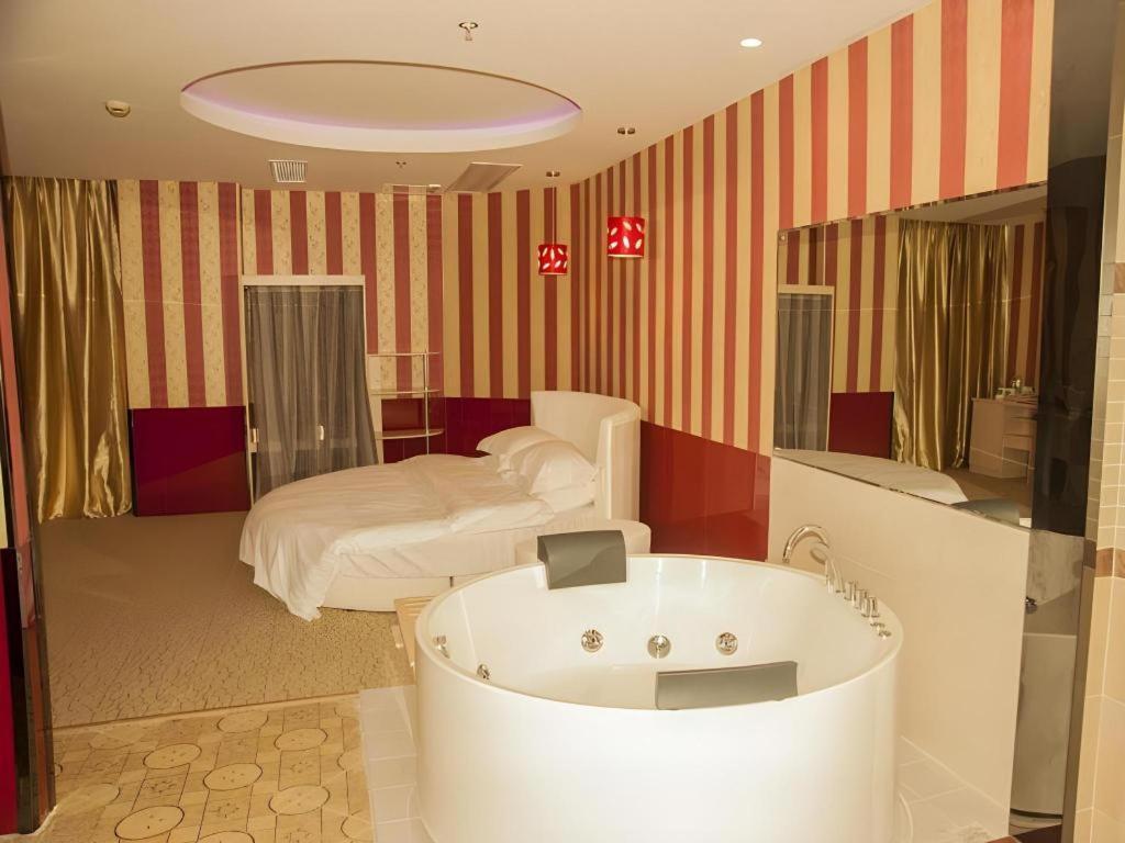Greentree Inn Wuhu Fangte Second Phase Nanxiang Wanshang Express Hotel Exterior photo
